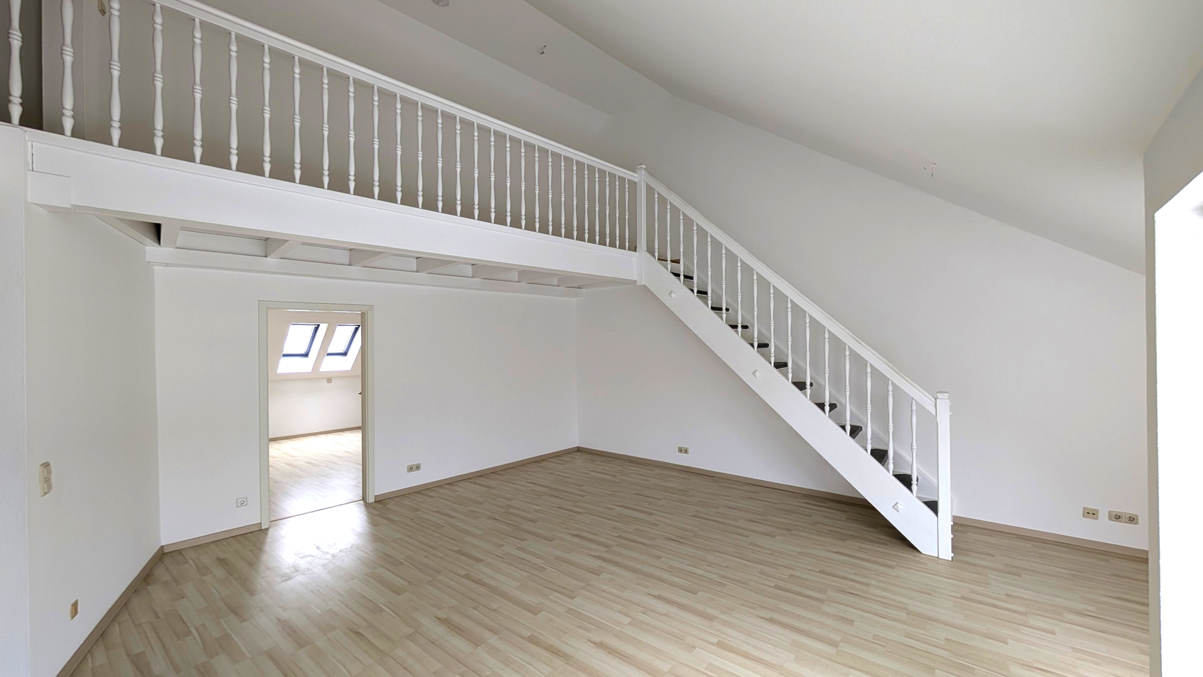 Wohnzimmer mit Galerie
